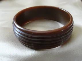 Copy of GORGEOUS Art Deco Deeply Carved Bakelite Bracelet,Butterscotch Yellow Bakelite Bangle,Beautiful Stylized Design,Collecti