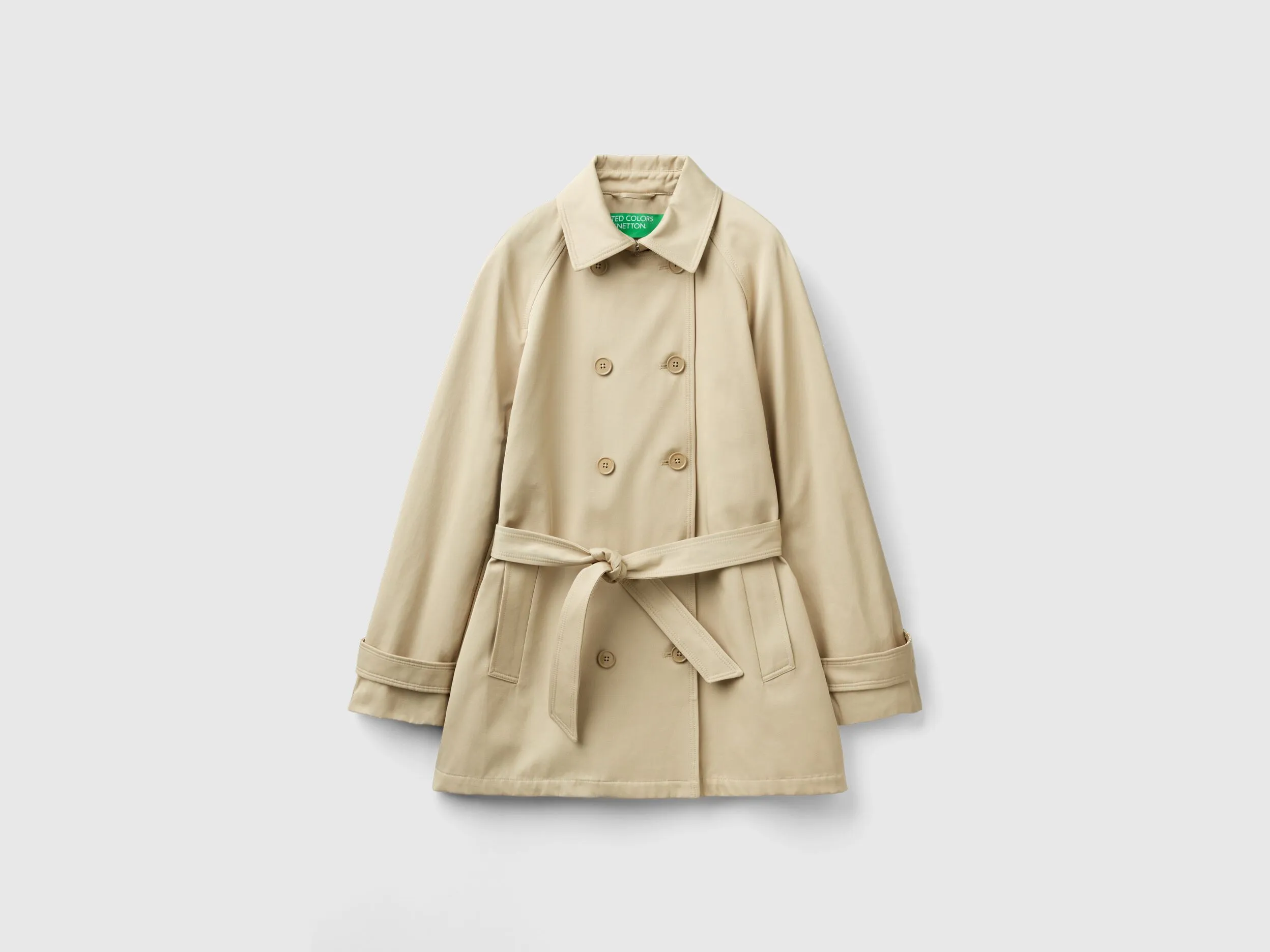 Double-breasted short trench coat - Beige | Benetton