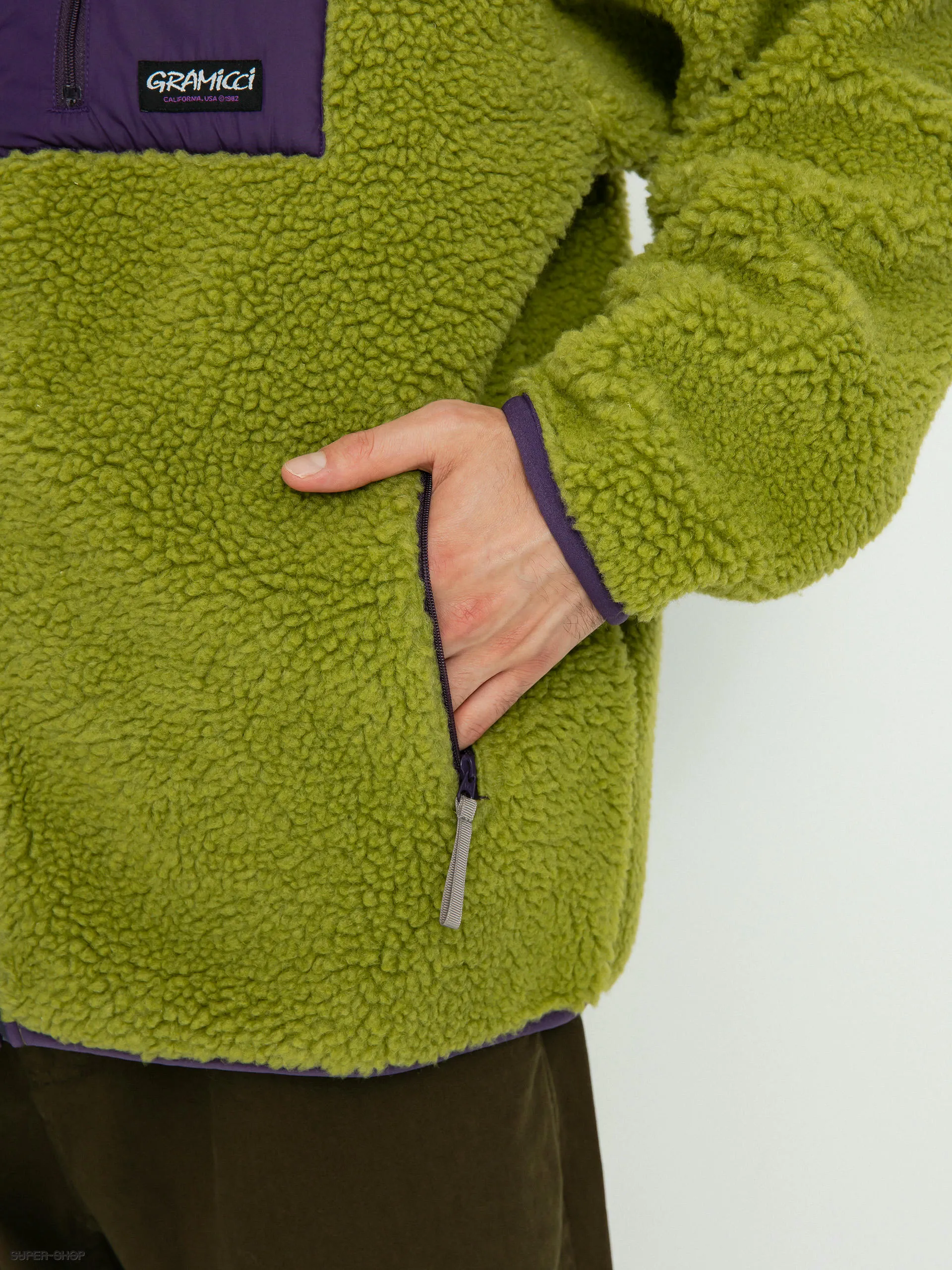 Gramicci Sherpa Jacket (dusted lime)