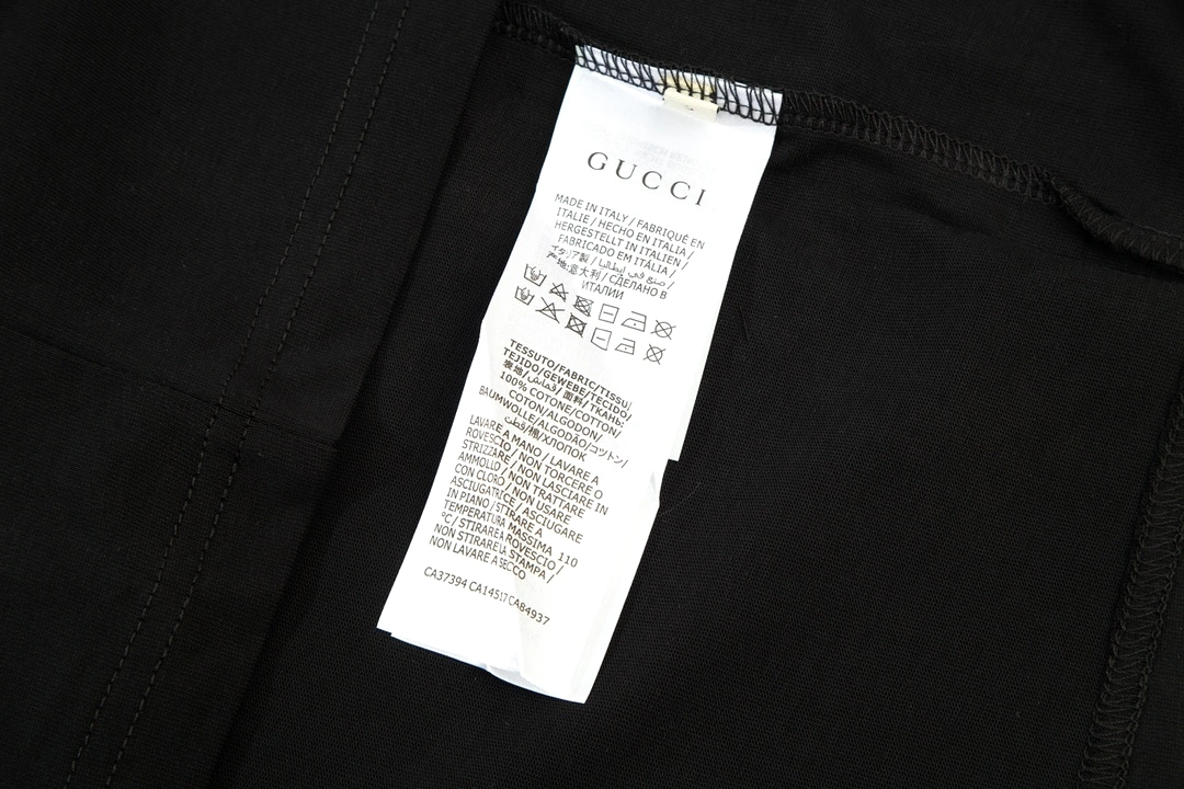 Gucci simple letter print logo short-sleeved T-shirt Black 1.3