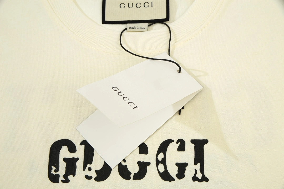 Gucci simple letter print logo short-sleeved T-shirt Off-White 1.3