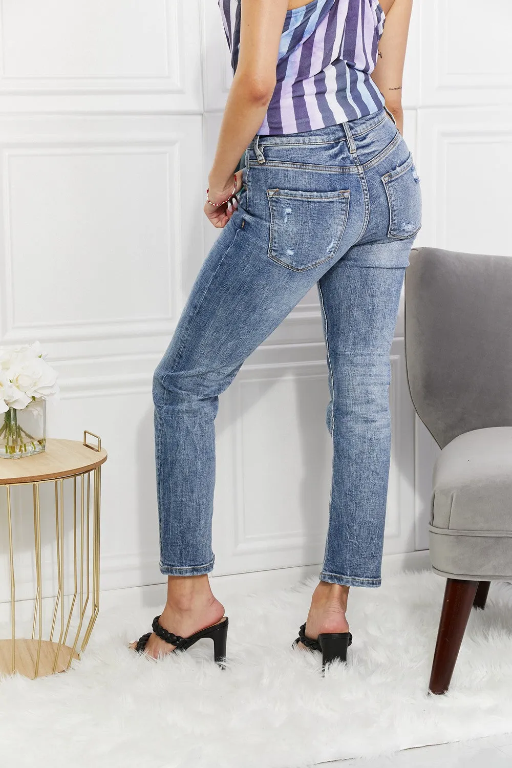 Kancan Full Size Amara High Rise Slim Straight Jeans [Online Exclusive]