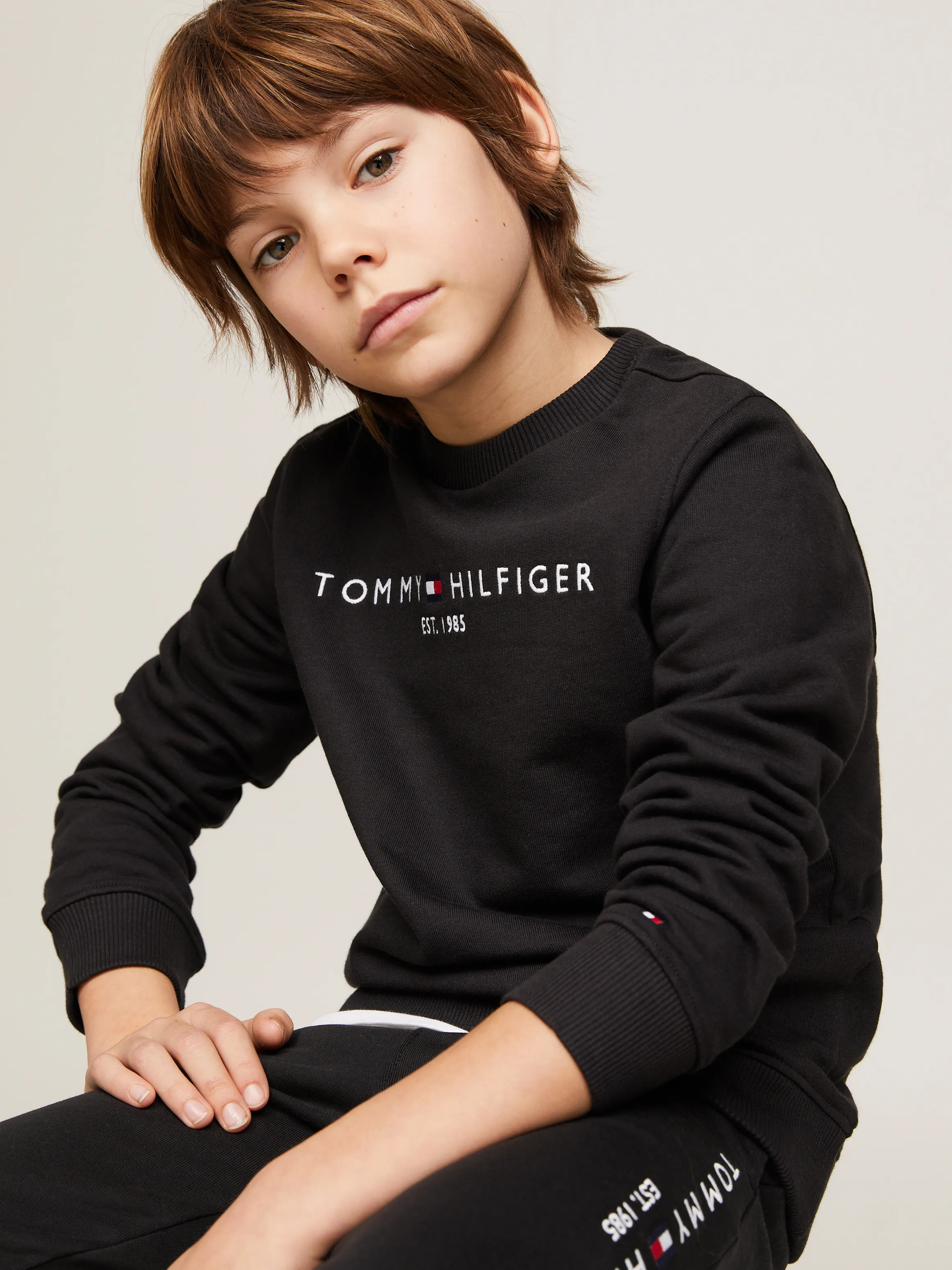 Kids Unisex 3-7 Essential Sweatshirt | Sweatshirts & Hoodies| Tommy Hilfiger