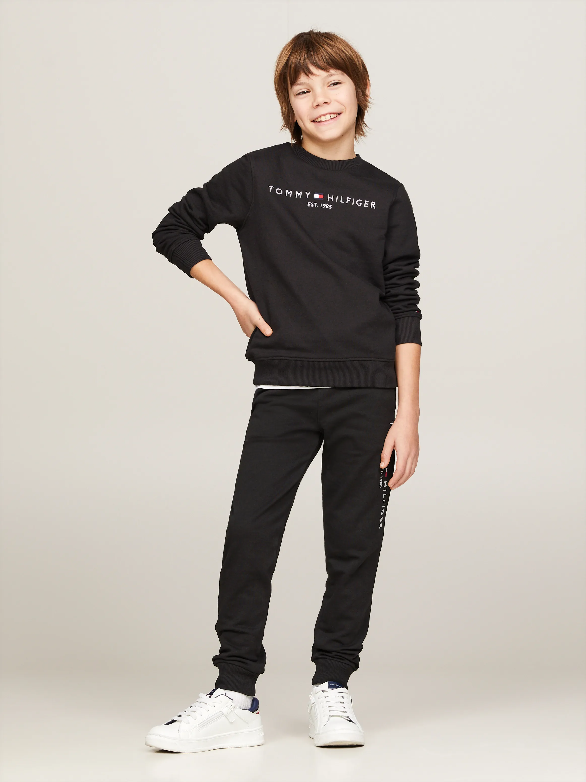 Kids Unisex 3-7 Essential Sweatshirt | Sweatshirts & Hoodies| Tommy Hilfiger