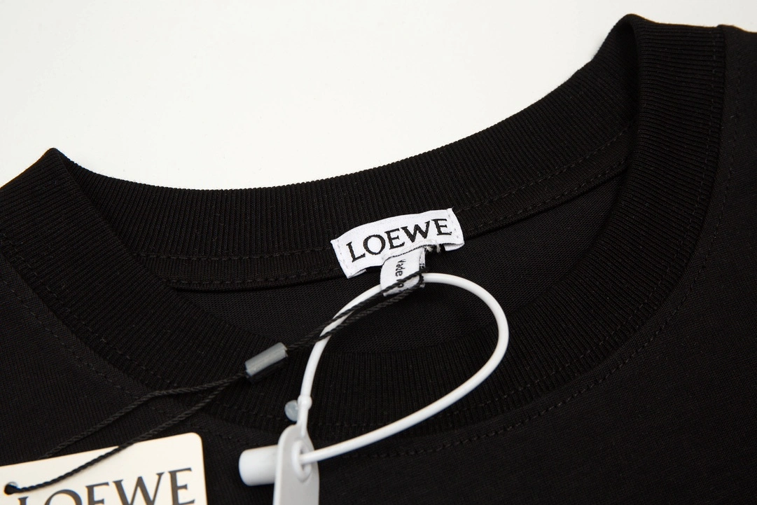 Loew SS23 new series pocket three-dimensional embroidery short-sleeved T-shirt black 6.14