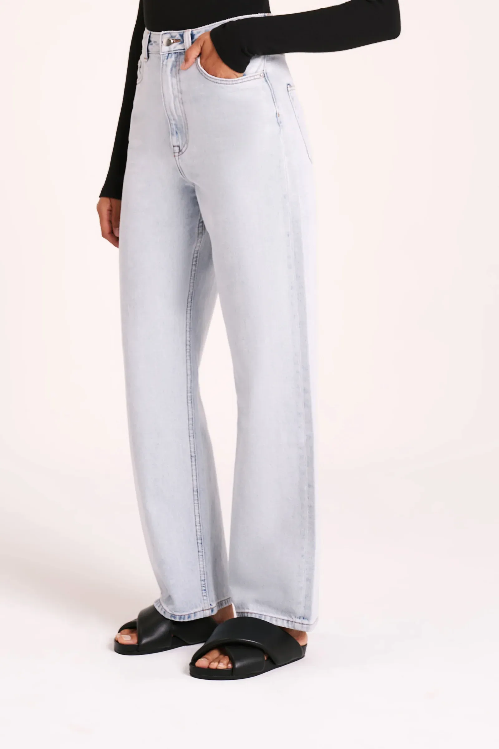 Organic Relaxed Leg Jean - Clear Blue