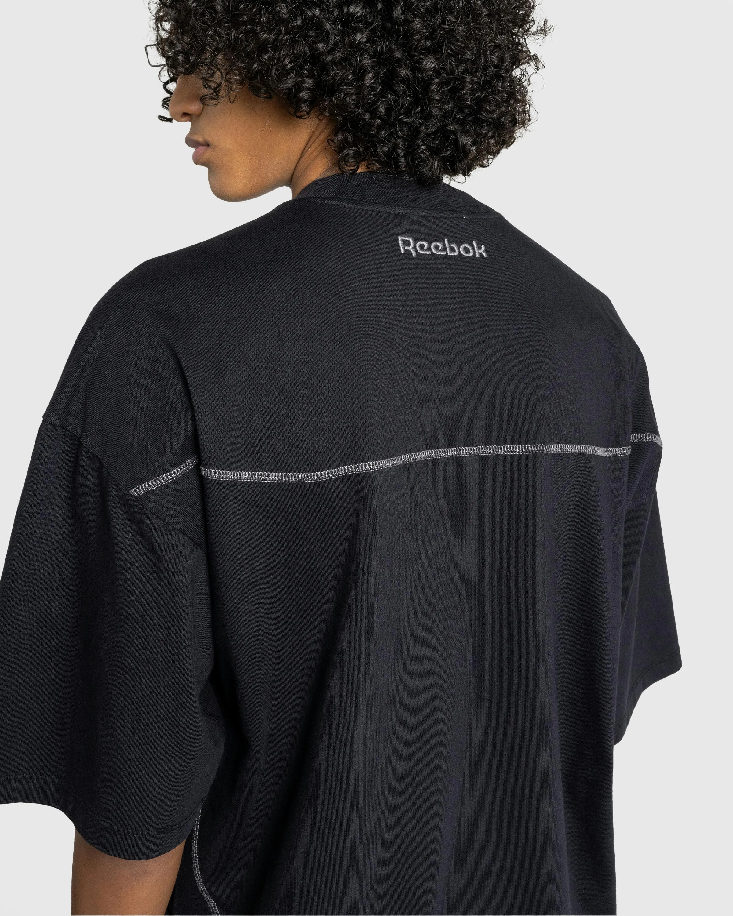 Reebok – Unisex Uniform Tee SS Black Shadow | Highsnobiety Shop