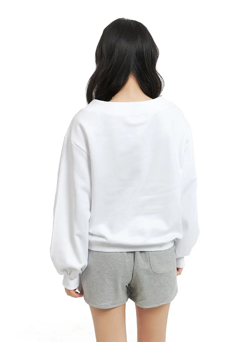 Ribbon Crewneck Sweatshirt CM420