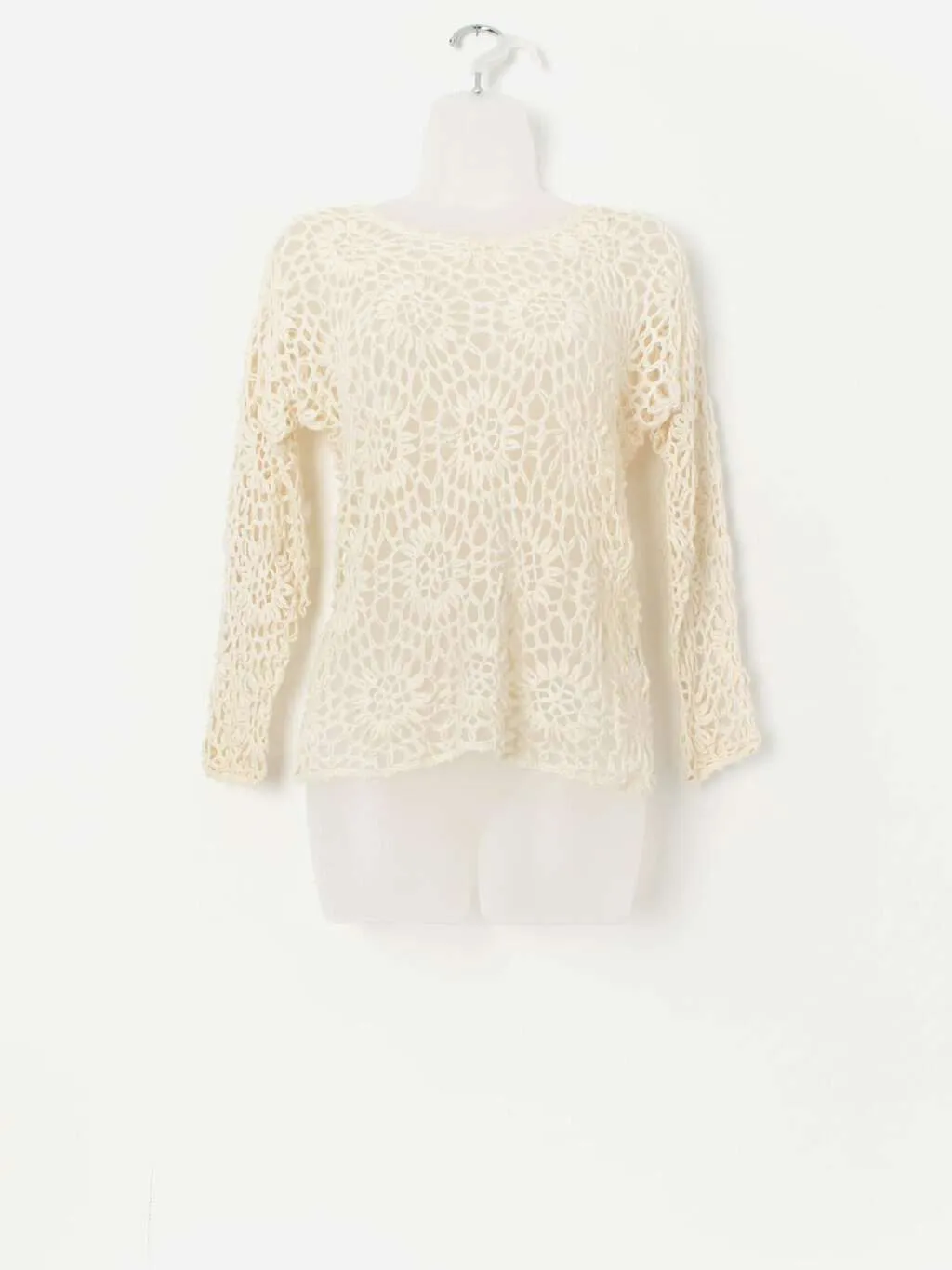 Vintage crochet top with pretty floral pattern – Small